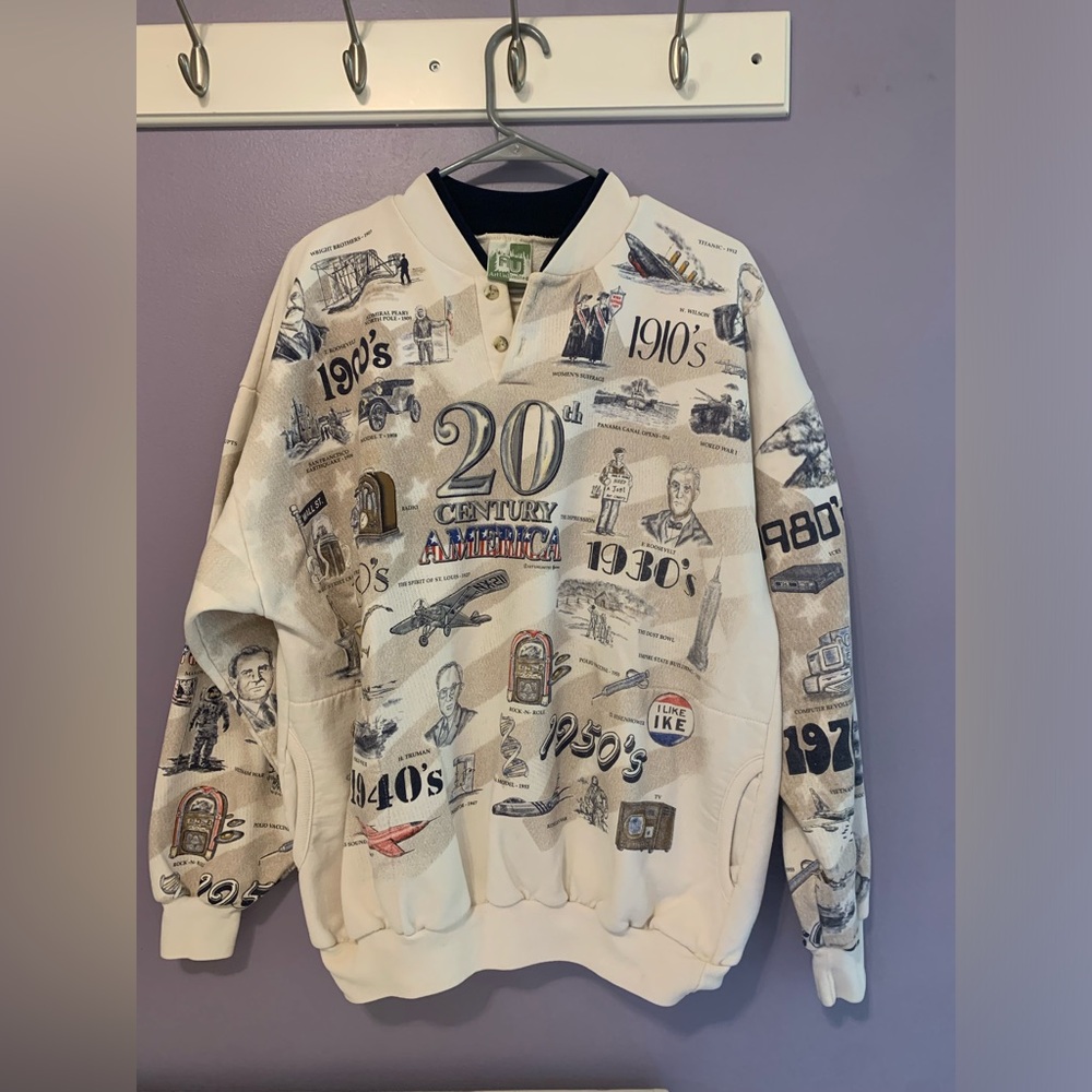 Art Unlimited 20th Century America Sweatshirt w/pocket